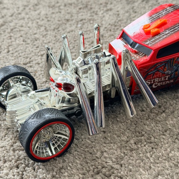 Hot Wheels Street Creeper Toy State Red Spider Motorized Lights Sounds Car Toy - Picture 5 of 11